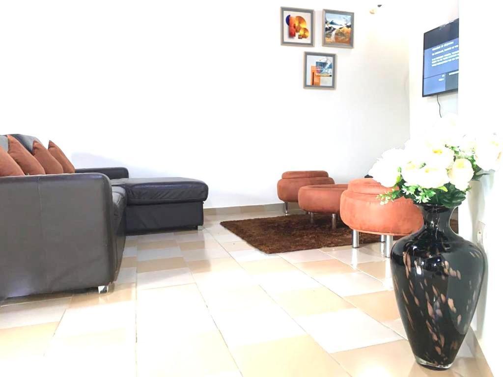 Residences Mafca โคนาครี ภายนอก รูปภาพ